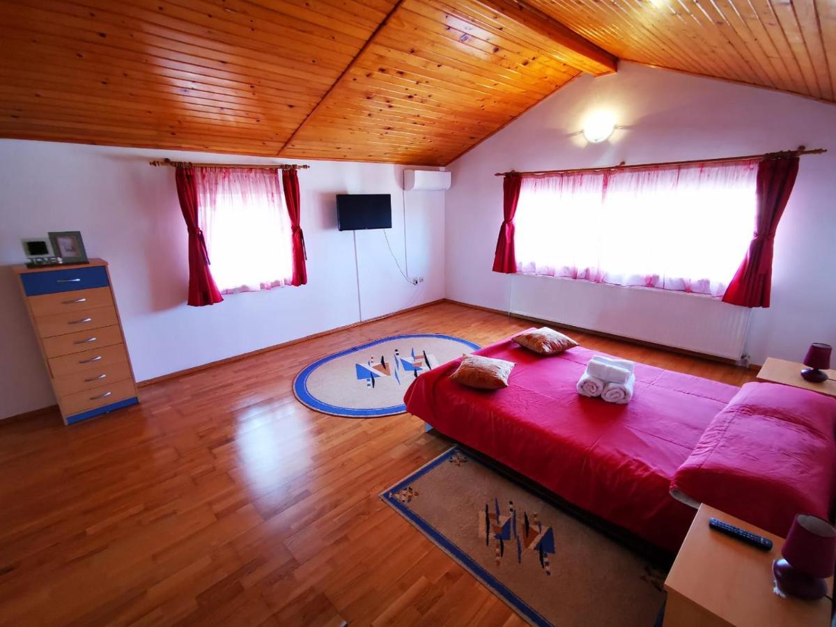 Apartamente Vila Arcadia 데포리노드 외부 사진
